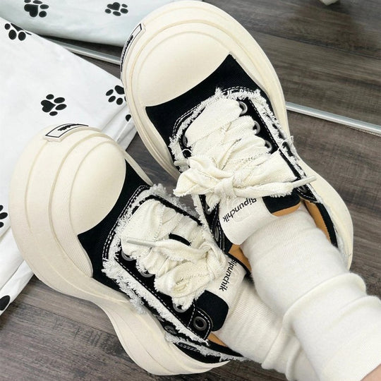 Damen Chunky Sneakers mit modischen Akzenten und innovativer Sohlentechnologie EB