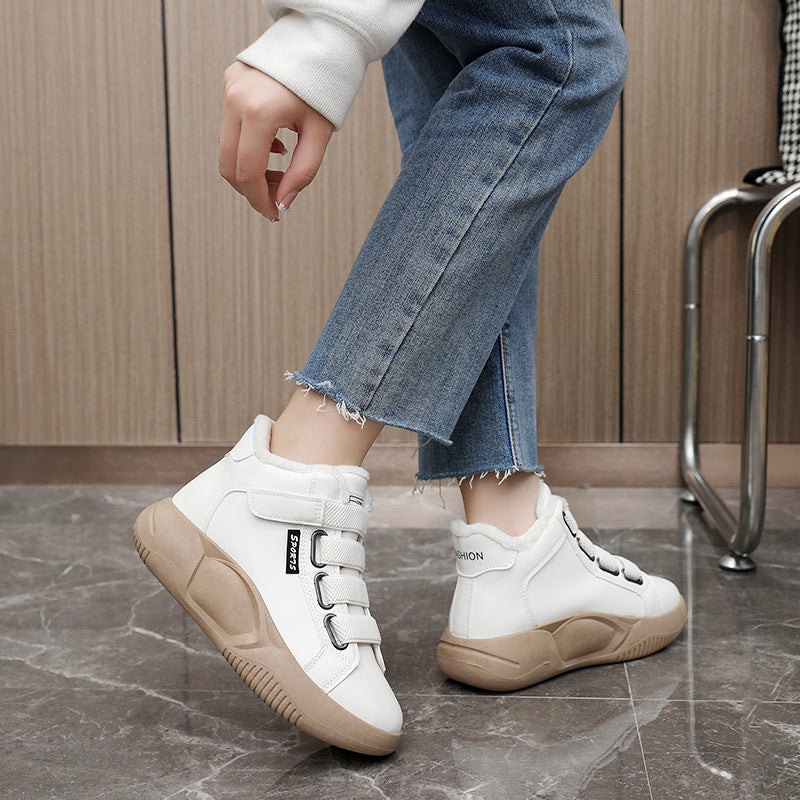 Damen Sportliche High-Top Sneakers mit Fellfutter von EB