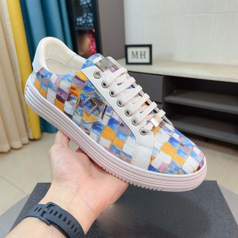 Damen Sneakers mit trendigem Krokodil-Leder-Design und modischem Akzent EB