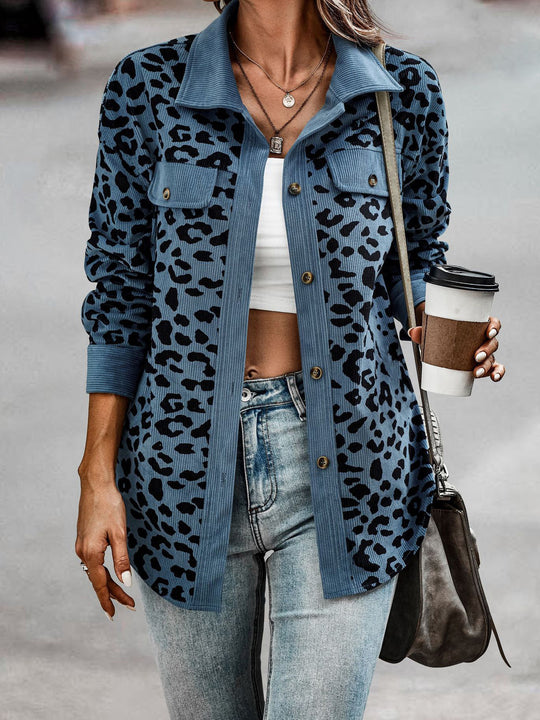 Damen Freizeitjacke mit strukturiertem Leopardenmuster und praktischen Taschen EB