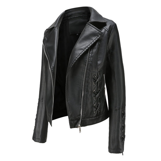 Damen modische Kunstlederjacke mit raffinierten Schnürdetails EB