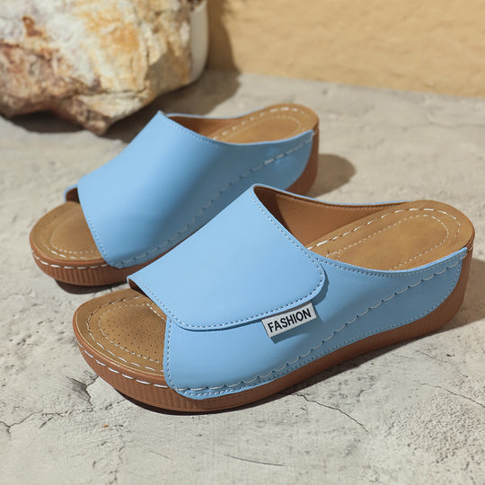 Damen Komfortable Wedge-Pantoletten mit flexibler Sohle und stylischem Riemen EB