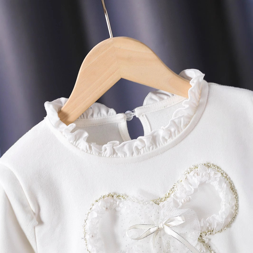 Damen Langarmshirt mit verspieltem Rüschendesign und dekorativem Blumenmotiv EB