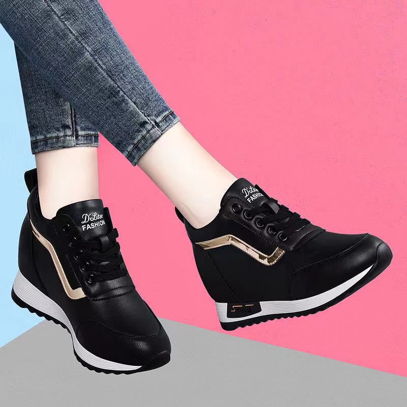 Damen Wedge-Sneaker mit modischen Akzenten und rutschfester Sohle EB