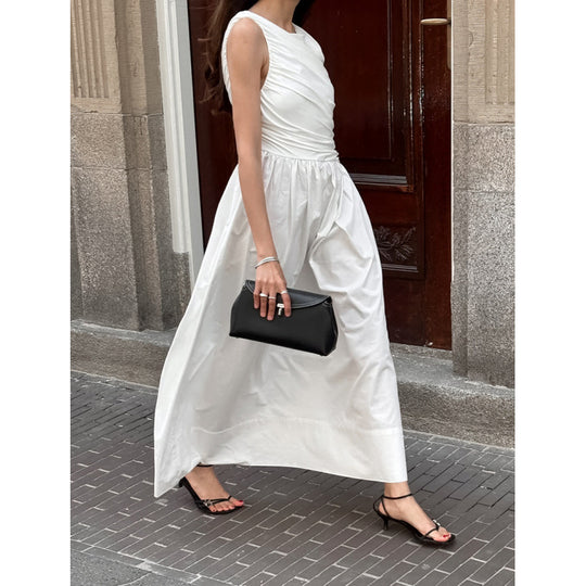Damen Elegantes Maxikleid mit lässiger Passform und raffinierten Drapierungen EB
