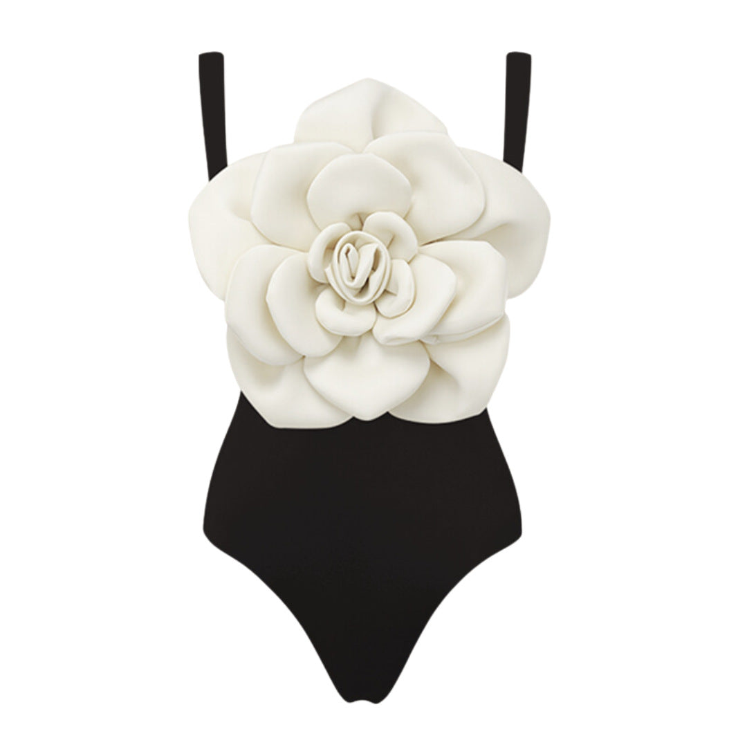 Damen Badeanzug mit floralem Volumen und passendem Wickelrock EB