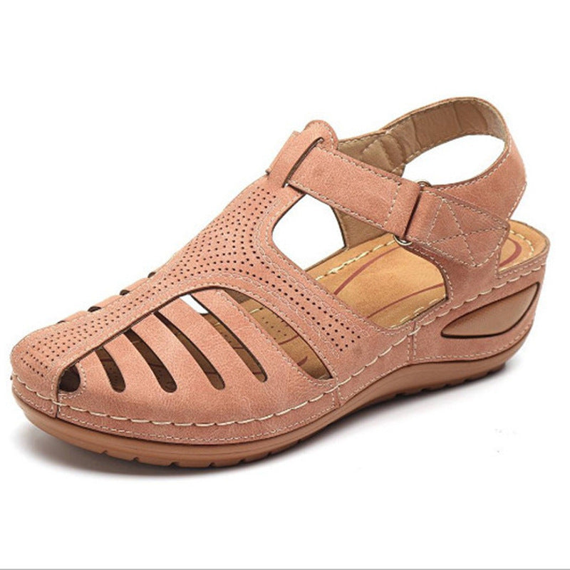 Damen Bequeme orthopädische Sandalette mit geschlossener Zehenpartie und verstellbarem Klettverschluss EB