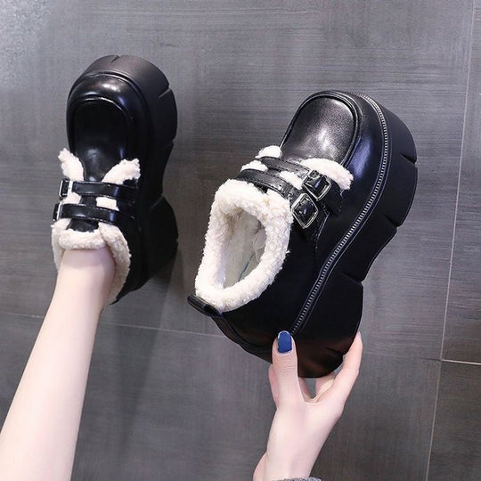 Damen Plüschgefütterte Sneaker mit doppeltem Schnallenverschluss EB