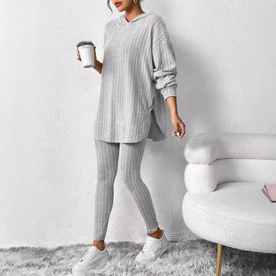 Damen lässiges Lounge-Outfit mit oversized Pullover und Leggings EB