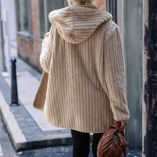 EB | Warmer Mantel mit Kapuze