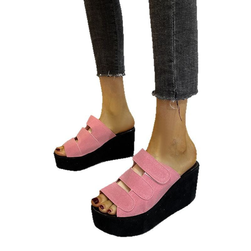 Damen Wedge-Pantoletten mit breiten Riemen und komfortablem Fußbett EB