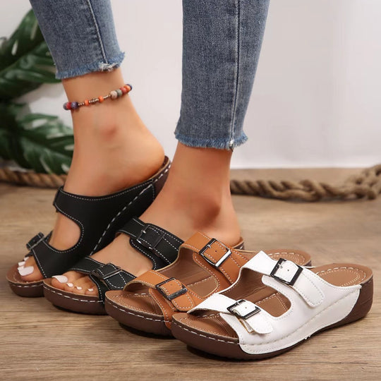 Damen Sandalen mit verstellbaren Riemen und ergonomischer Fußbett EB