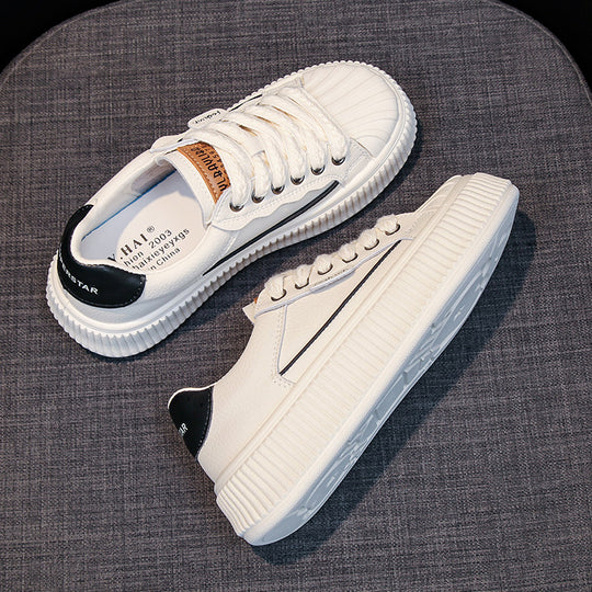Damen Modische Sneakers mit strukturierter Oberflächenverarbeitung und bequemer Laufsohle EB