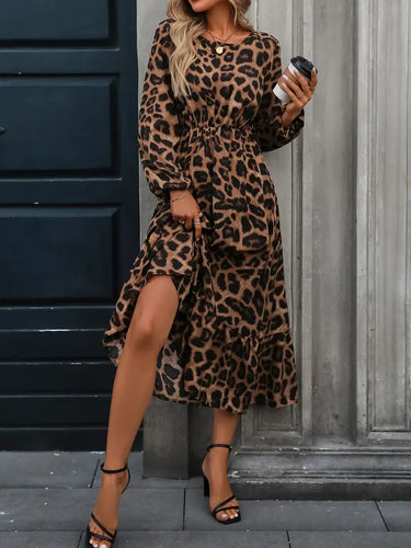 Damen Maxikleid mit tierischem Muster und fließendem Schnitt EB