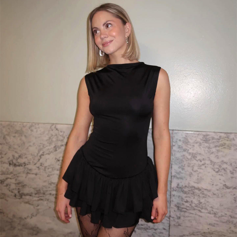 Damen Rüschen-Minikleid mit figurbetontem Oberteil und fließendem Stoff EB