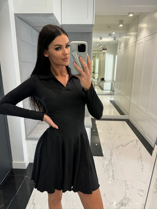 Damen sportliches Polo Kleid mit elegantem Schwung EB