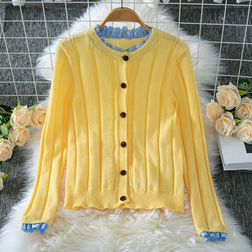 Damen Leichte Strickjacke mit hübschen Rüschendetails EB