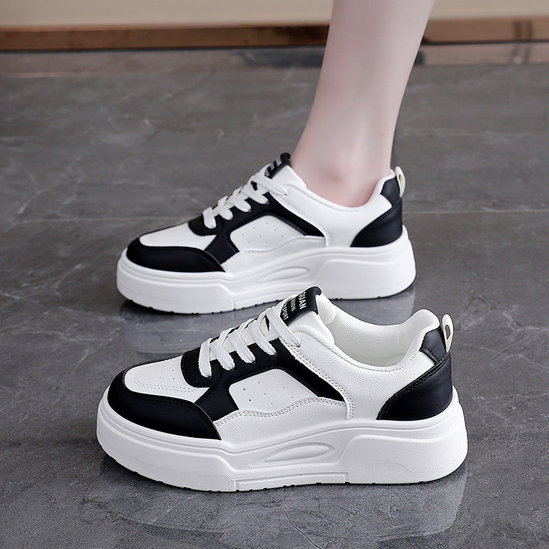 Damen Sportliche Plateausneakers mit atmungsaktivem Obermaterial und rutschfester Sohle EB