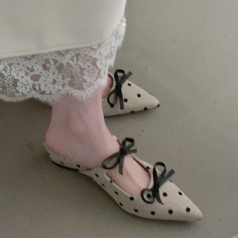 Damen spitze Slipper mit verspieltem Schleifendetail EB