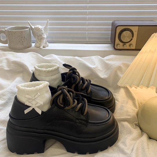 Damen Modische Sneakerboots mit hohem Kragen und robustem Sohlenprofil EB