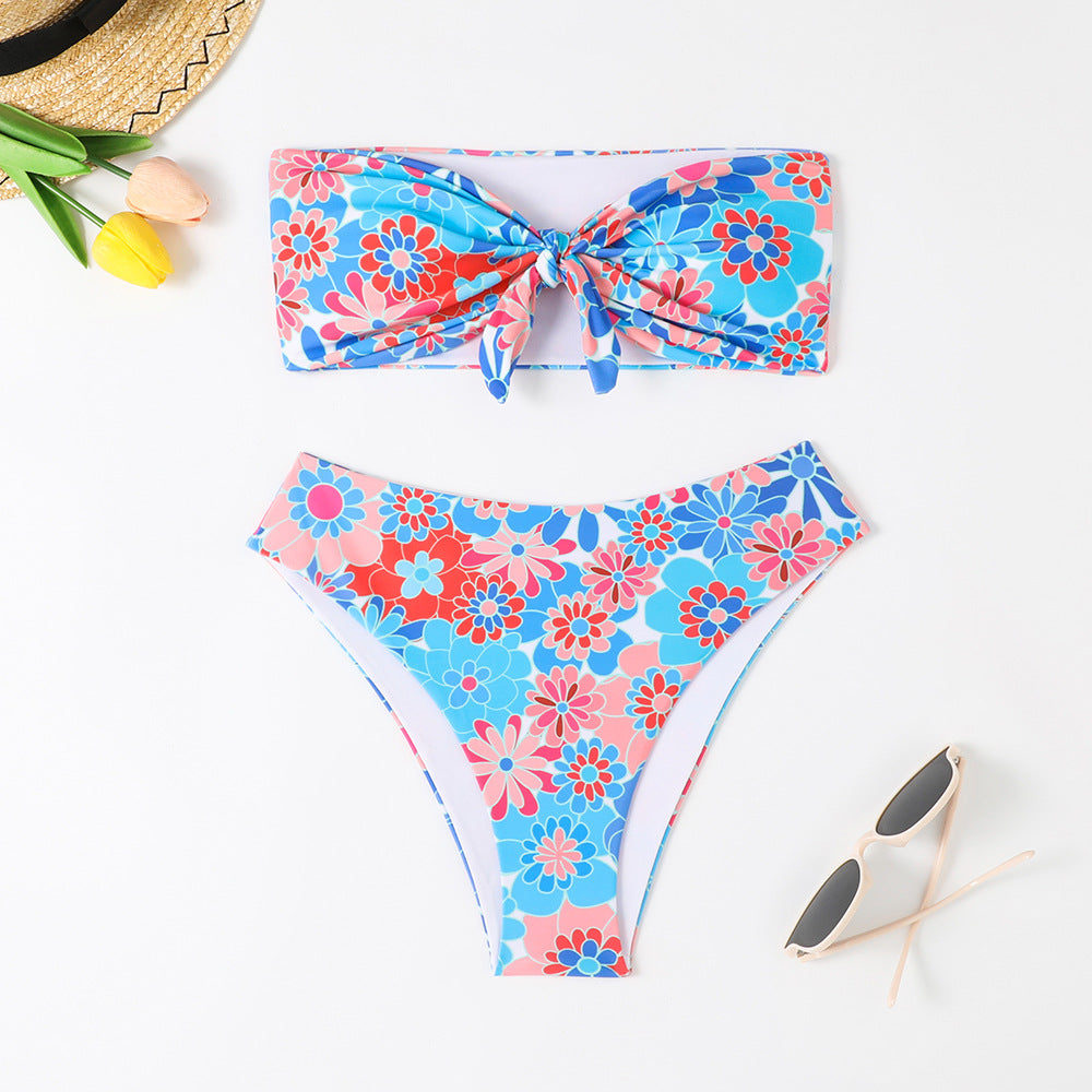 Damen Bandeau Bikini mit modischem Blumenmuster und verspieltem Knotendetail EB