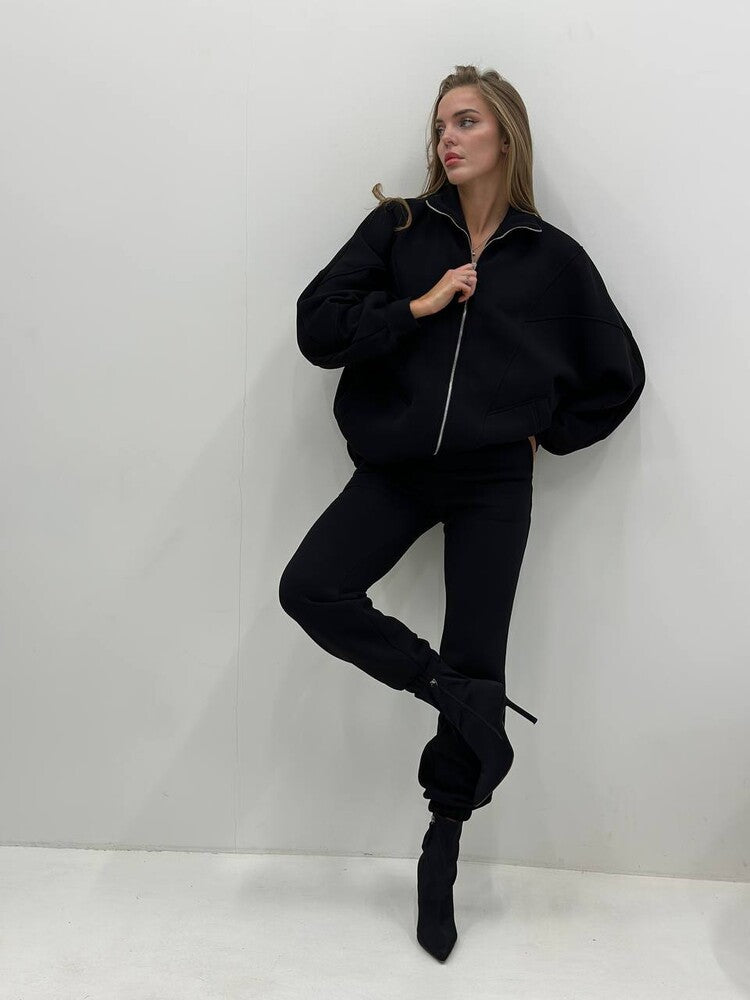 Damen Oversize-Halbzip-Sweatjacke mit sculptender High-Waist-Jogginghose aus schwerem French-Terry Eichborn Berlin