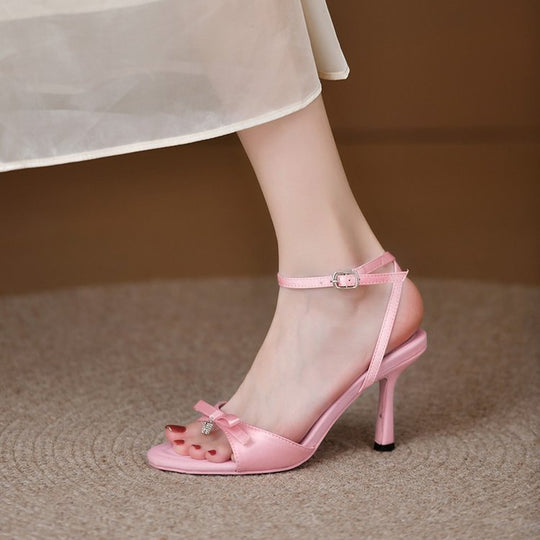 Damen elegante Peeptoe Sandalen mit zierlichem Schleifendetail EB