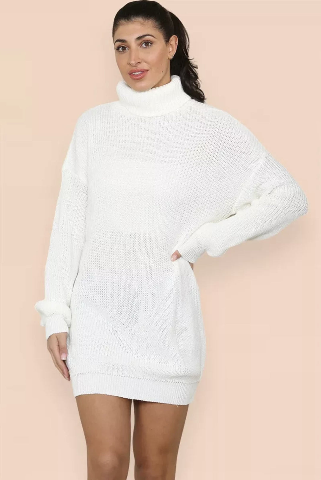 Damen Strickkleid im Oversized-Stil mit hohem Kragen und dekorativem Rippdesign EB