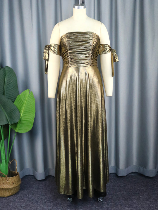 Damen glamouröses Abendkleid mit schulterfreiem Design und eleganten Raffungen EB