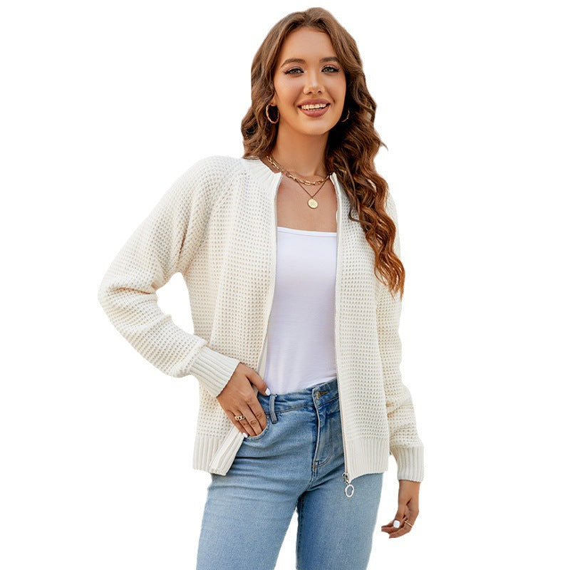 Damen Strickjacke mit modernem Waffelmuster und praktischen Reißverschlusstaschen EB