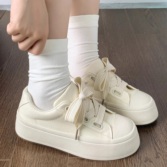 Damen Modische Sneakers mit stylischen Schleifen und gedämpfter Sohle EB