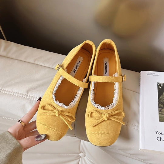 Damen Ballerinas mit eleganter Schnalle und zarter Spitzenborte EB