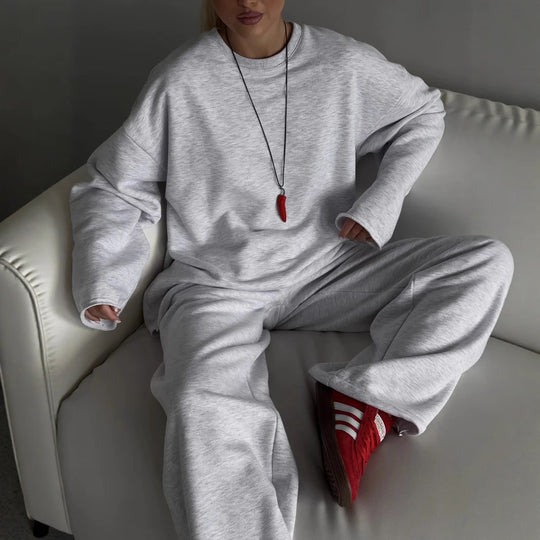 Damen Oversized Loungewear-Set mit Relaxed-Longsleeve und weitem High-Waist-Jogger EB