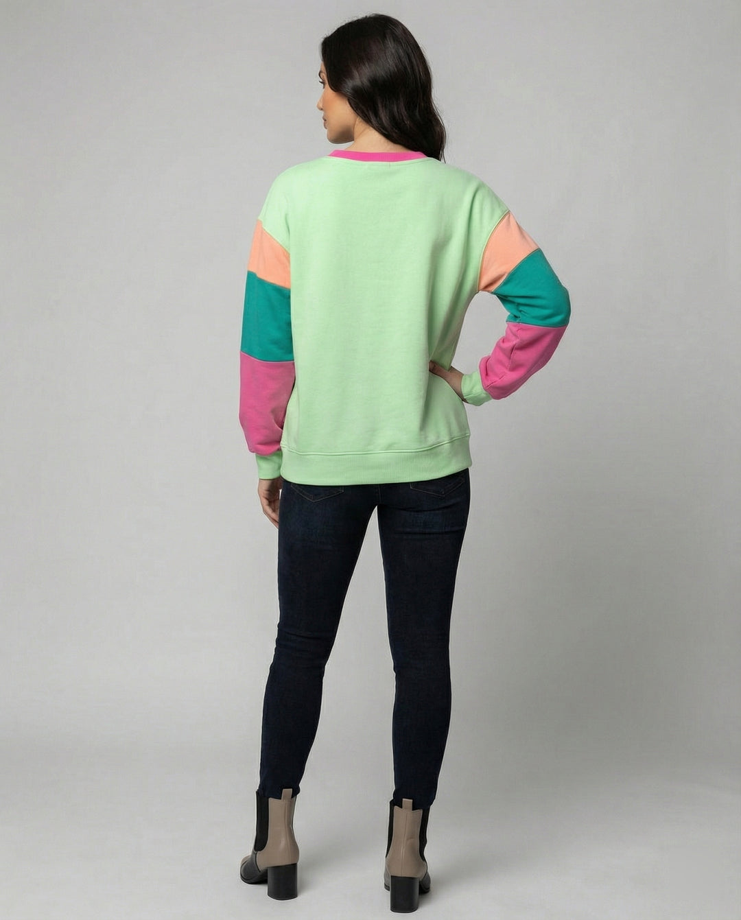 Damen lässiger Sweatshirt mit kontrastierenden Ärmeln EB