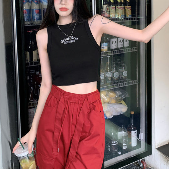 Damen-Crop-Top mit hohem Kragen und dezentem Schriftzug EB