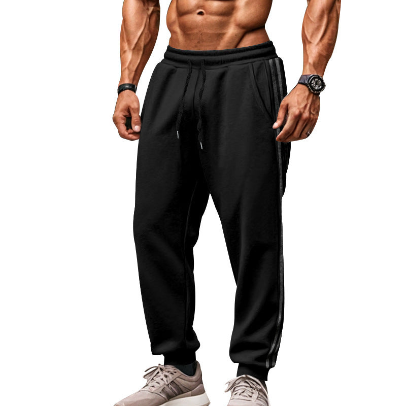 Herren Sportliche Jogginghose mit elastischem Bund und seitlichen Kontraststreifen EB