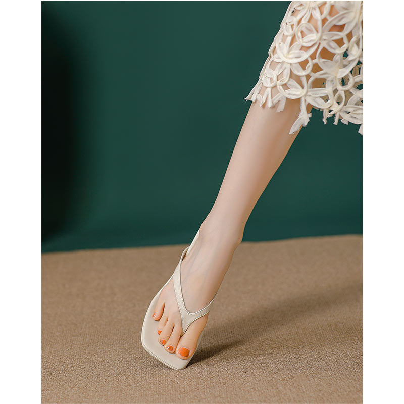 Damen Stilvolle Flip-Flops mit elegantem Riemendesign EB