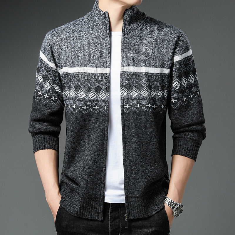 Herren Strickjacke mit hohem Kragen und attraktiven Mustern EB