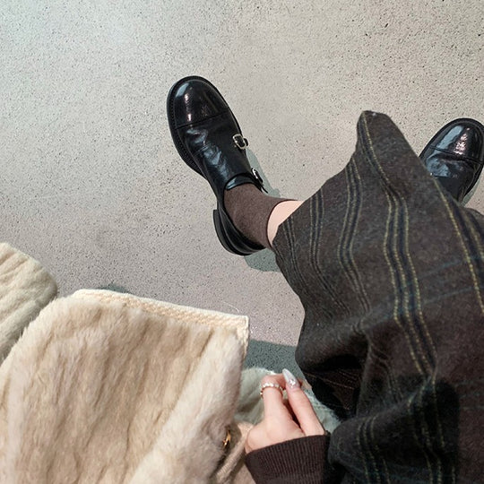 Damen elegante Schnürschuhe mit dekorativen Schnallen EB