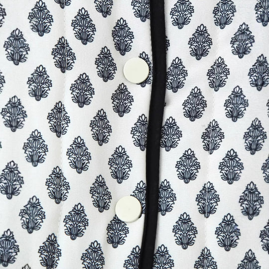 Damen modische Übergangsjacke mit eleganten Applikationen EB