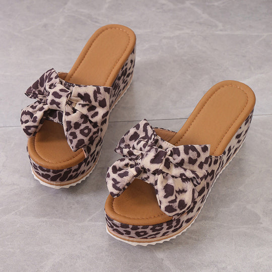 Damen Plattform-Sandalen mit modischem Leopardenmuster und eleganter Schleife EB