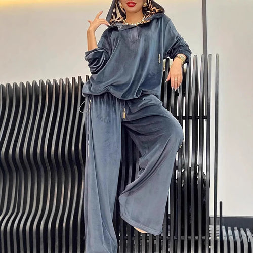 Damen Sportliches Loungewear-Set aus weichem Velours mit Kapuze EB