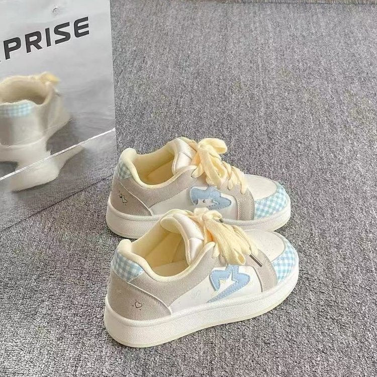Damen Modische Sneakers mit karierten Akzenten und atmungsaktiver Struktur EB