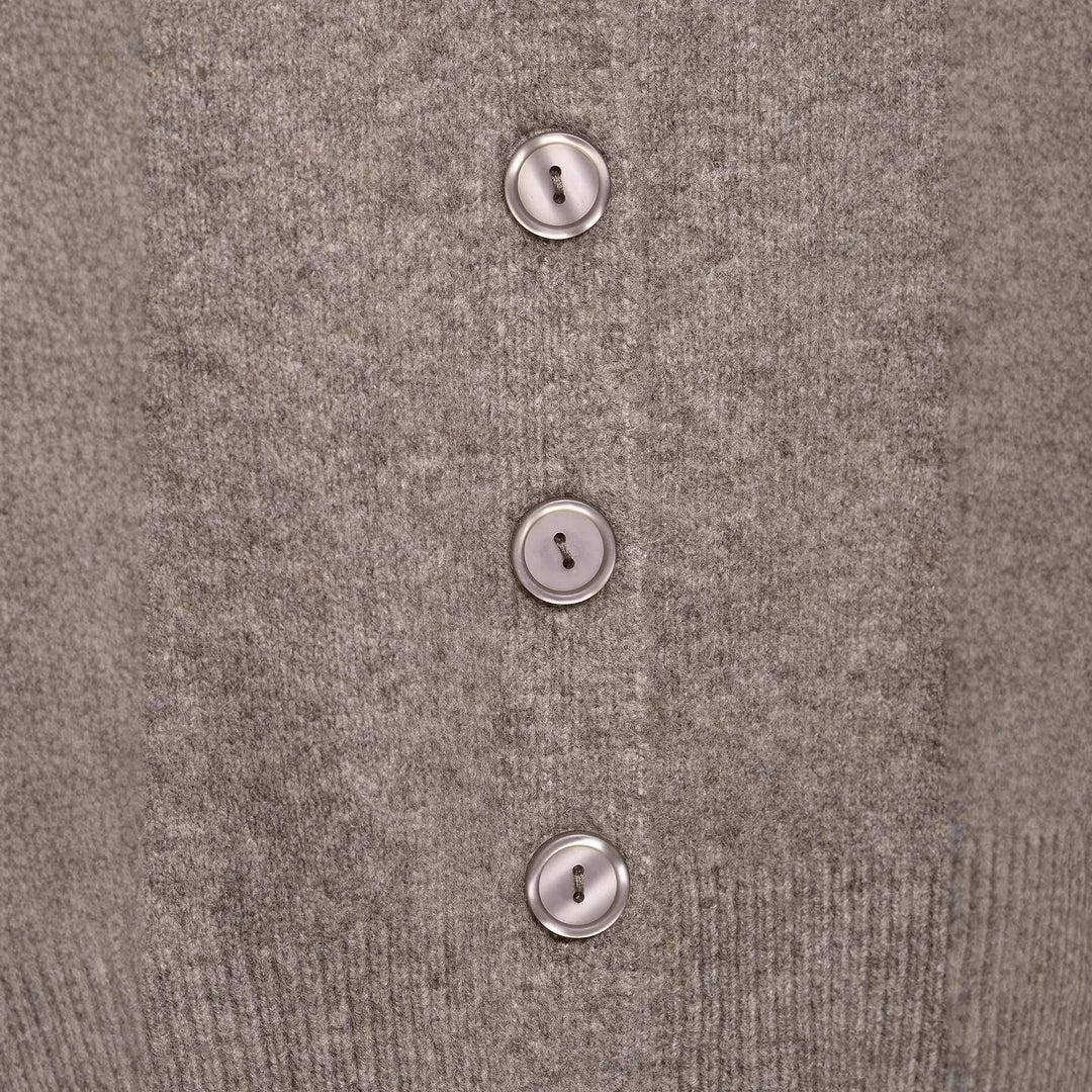 Damen Strickjacke mit Knopfleiste und lässigem Schnitt EB
