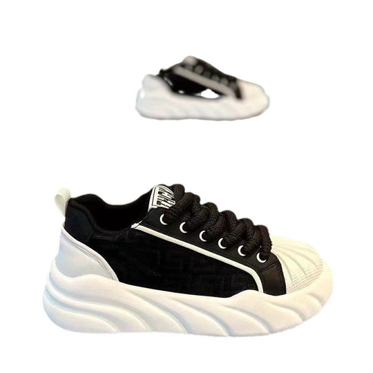Damen Sportliche Sneaker mit texturierter Oberfläche und dämpfender Sohle EB