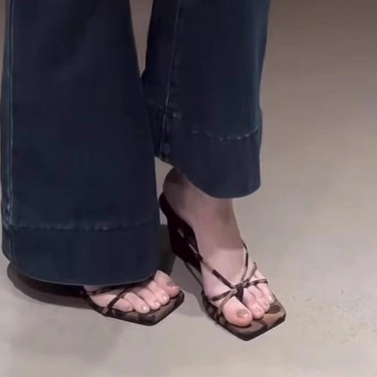 Damen Wedge-Sandalen mit trendigem Leopardenmuster EB