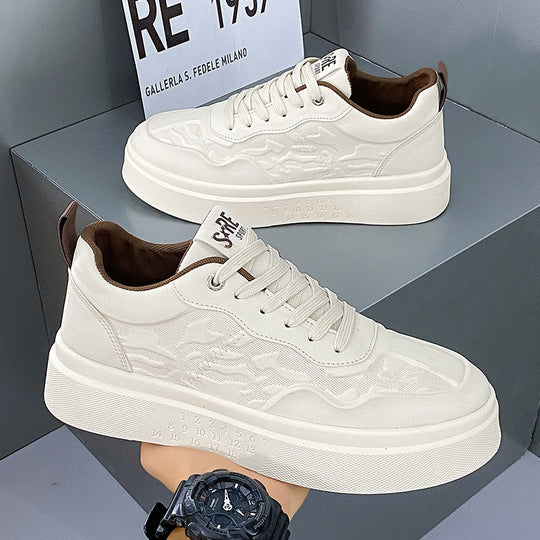 Damen Sneakers aus hochwertigem Leder mit trendiger Logostickerei von EB