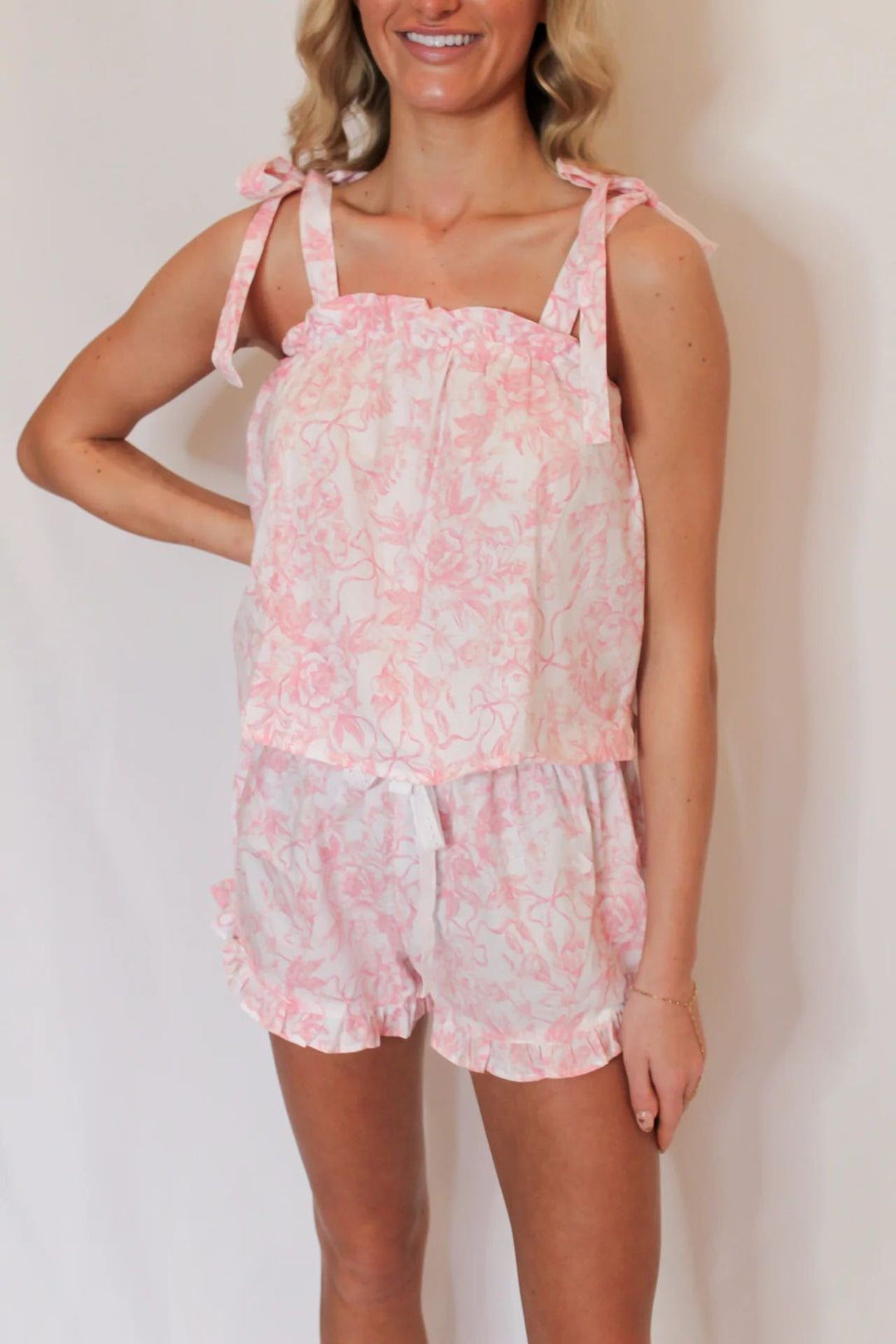 Damen Schlafanzug-Set mit verspieltem Blumendesign und Rüschendetails EB