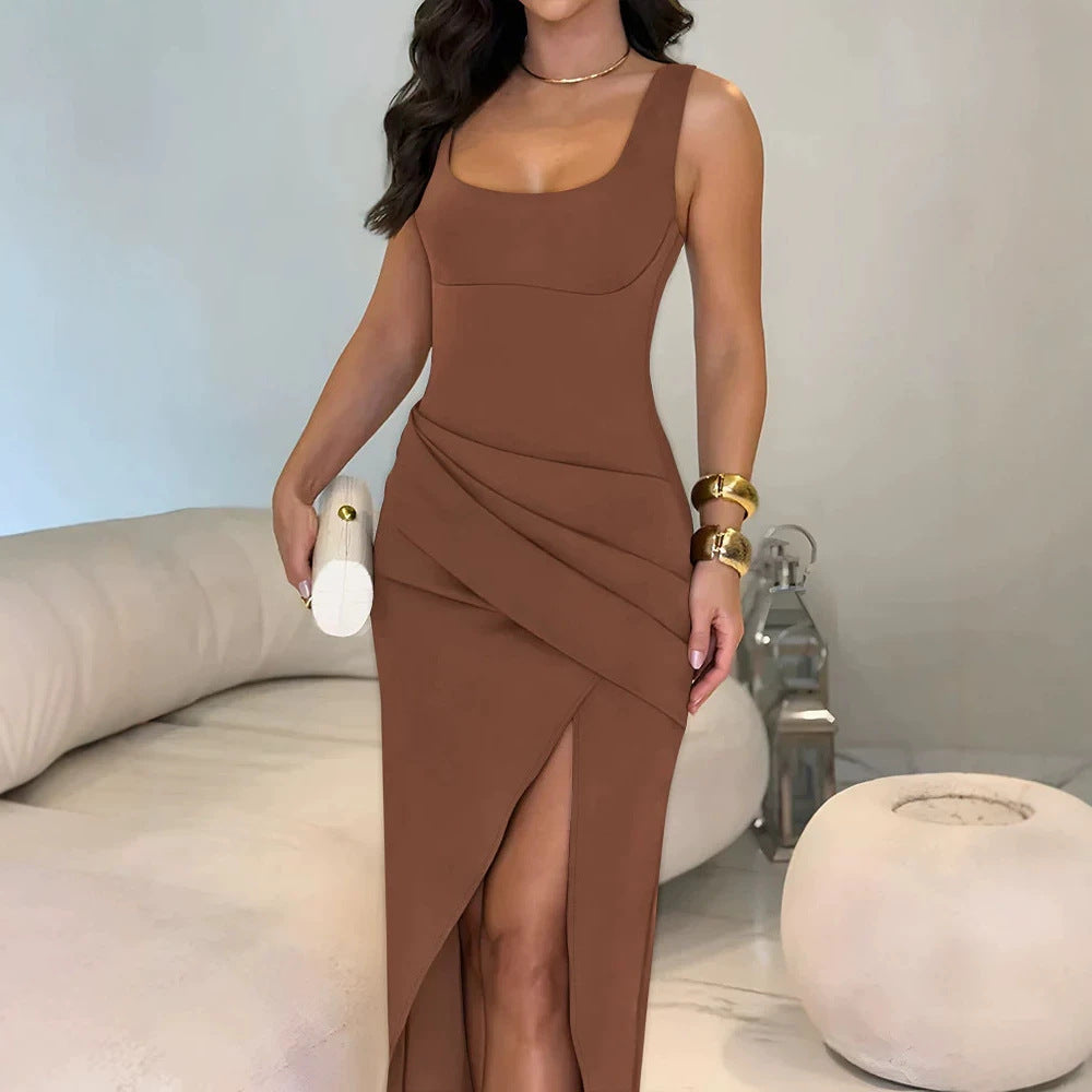 Damen Elegantes Maxi-Kleid mit asymmetrischem Schnitt und hohem Schlitz EB