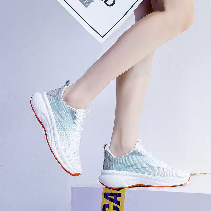 Damen Lauf-Sneakers mit atmungsaktivem Obermaterial und stoßdämpfender Sohle EB